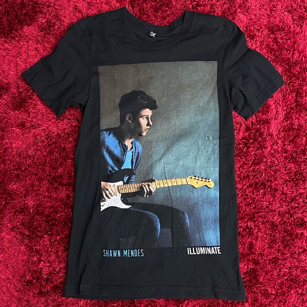 Shawn Mendes Illuminate Album Small Shirt World Tour